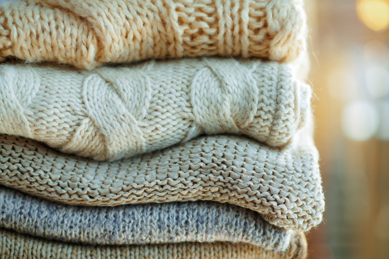 Embracing Sweater Weather: Fall 2024’s Cozy and Chic Knitwear Trends
