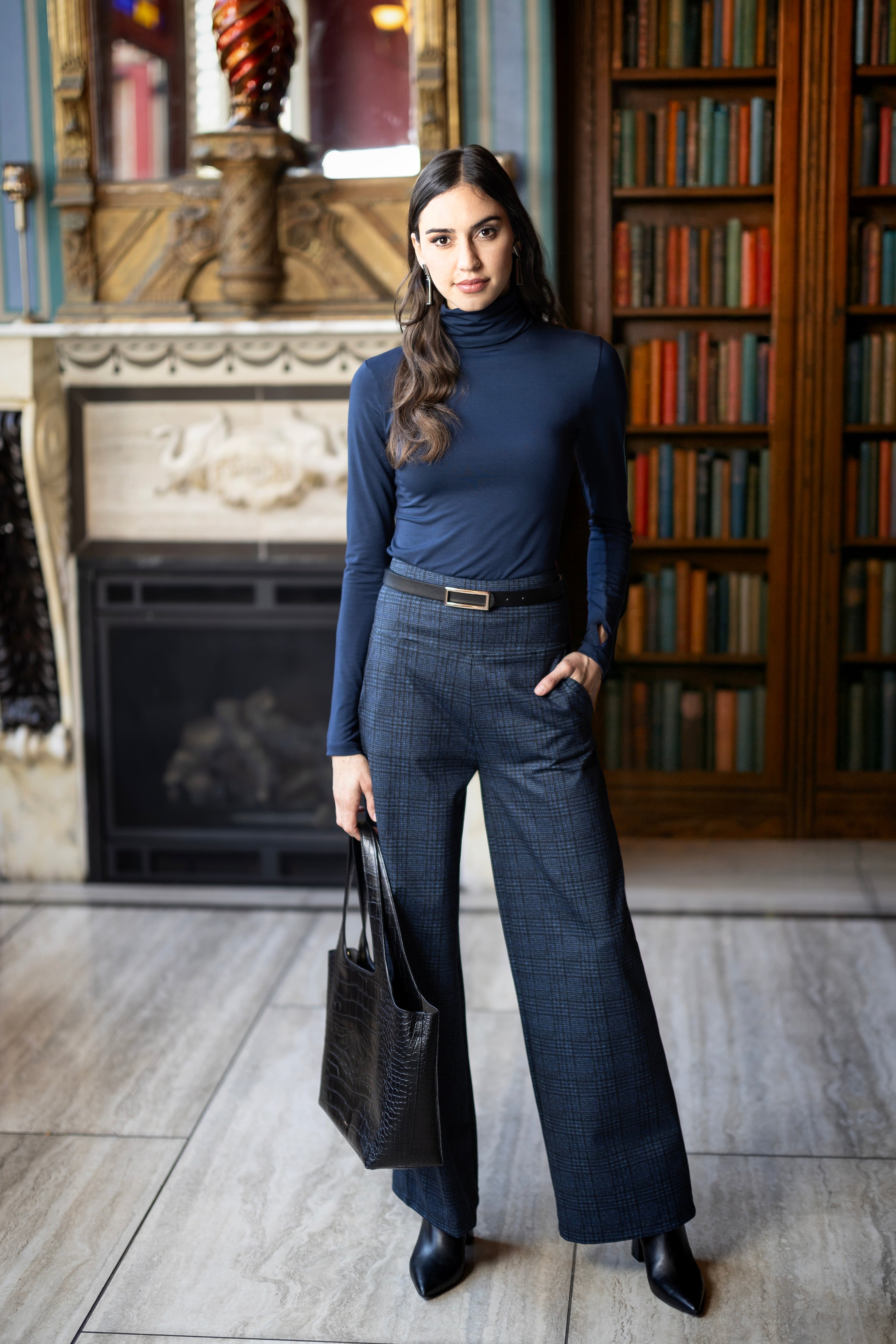 KiraGrace GRACE TURTLENECK: MARINE NAVY