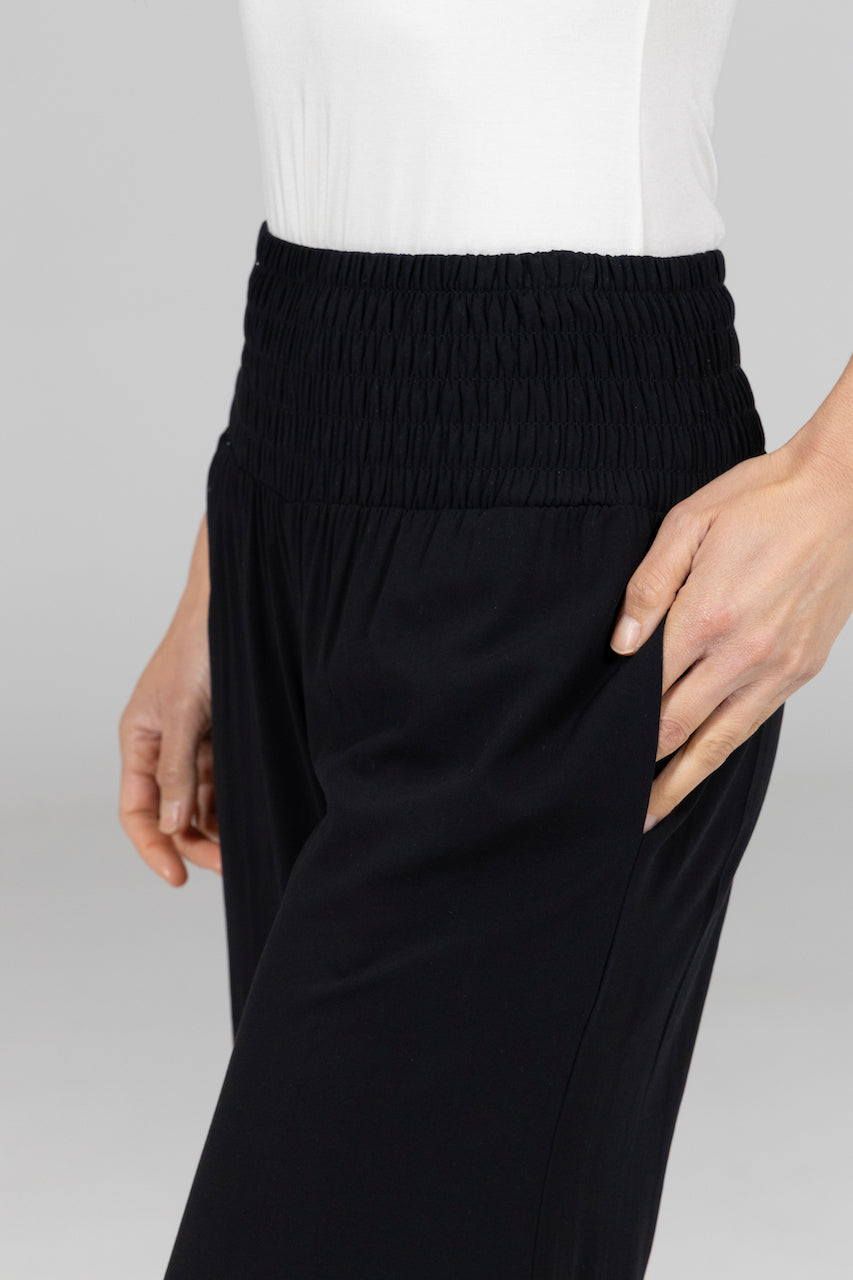 KiraGrace PORTOFINO TRAVEL PANT: BLACK