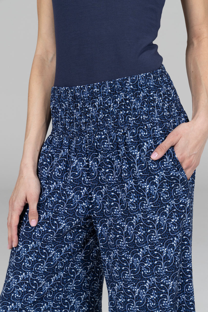 KiraGrace PORTOFINO TRAVEL PANT: BLUE VINES