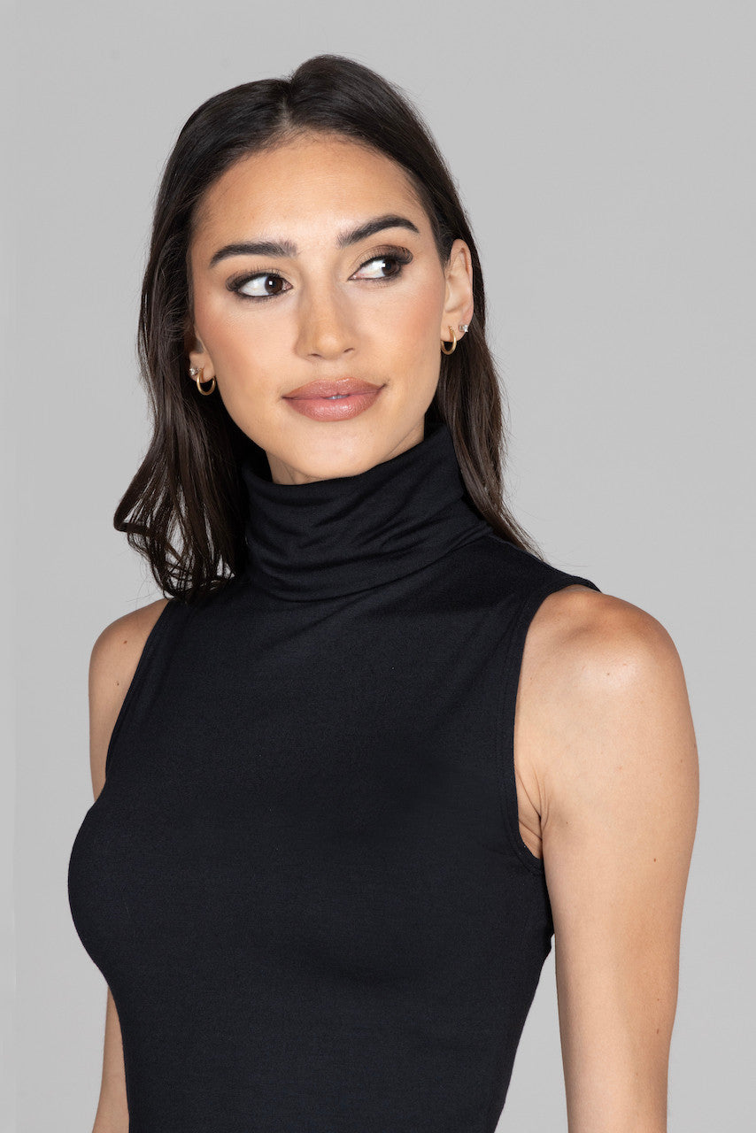 KiraGrace SLEEVELESS TURTLENECK: BLACK