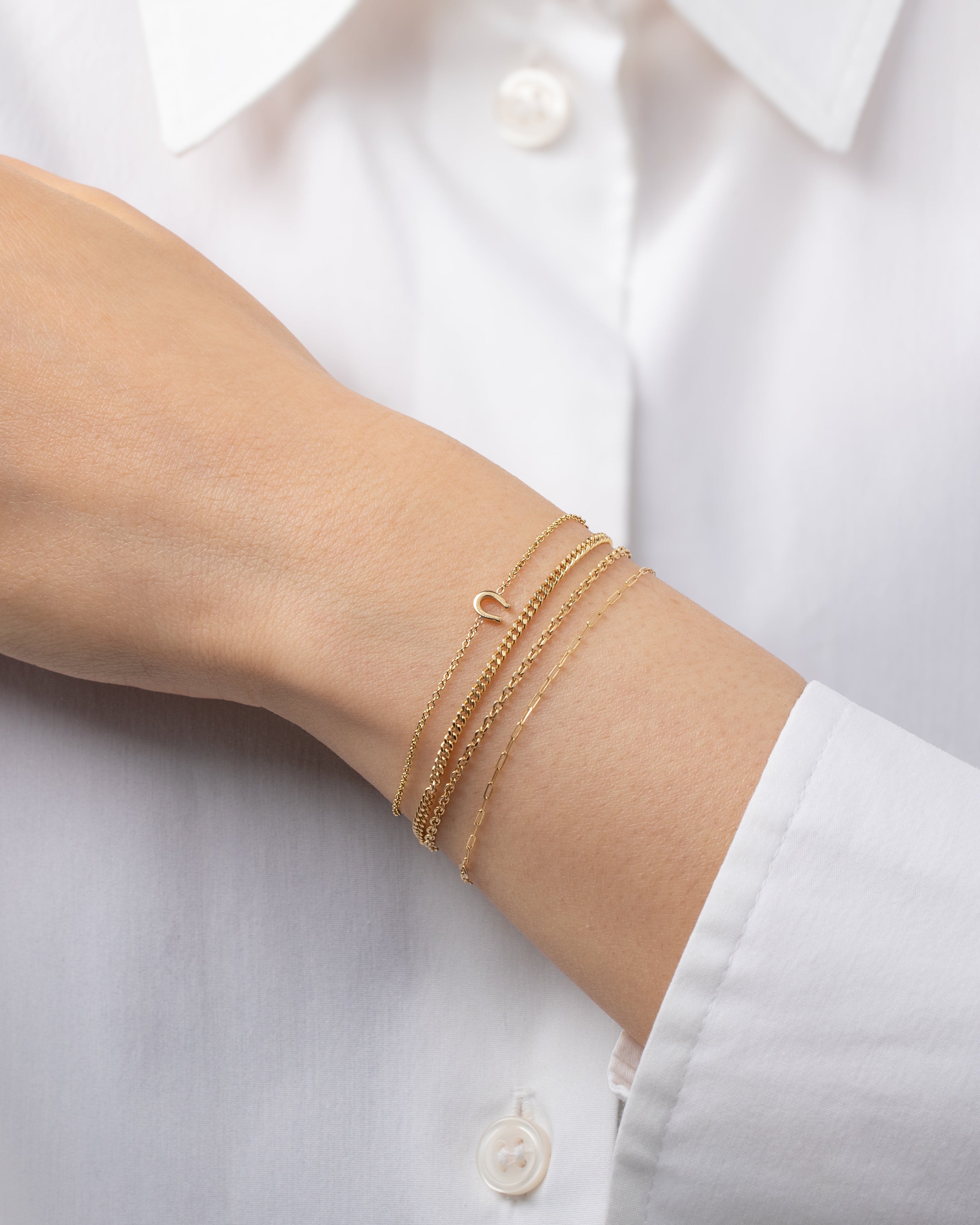 Zoe Lev 14k Gold Tiny Horseshoe Bracelet