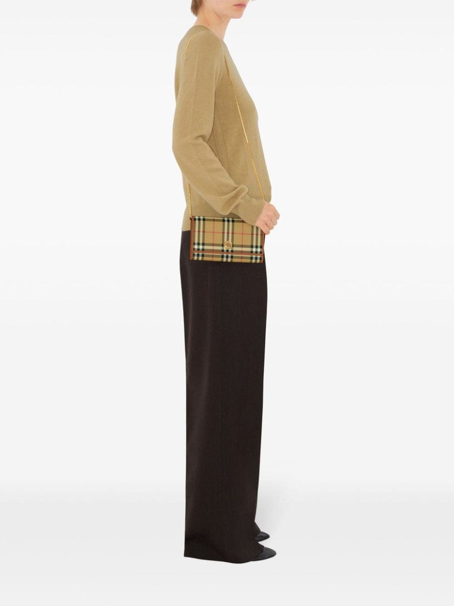 Burberry Hannah Wallet On Chain - Beige