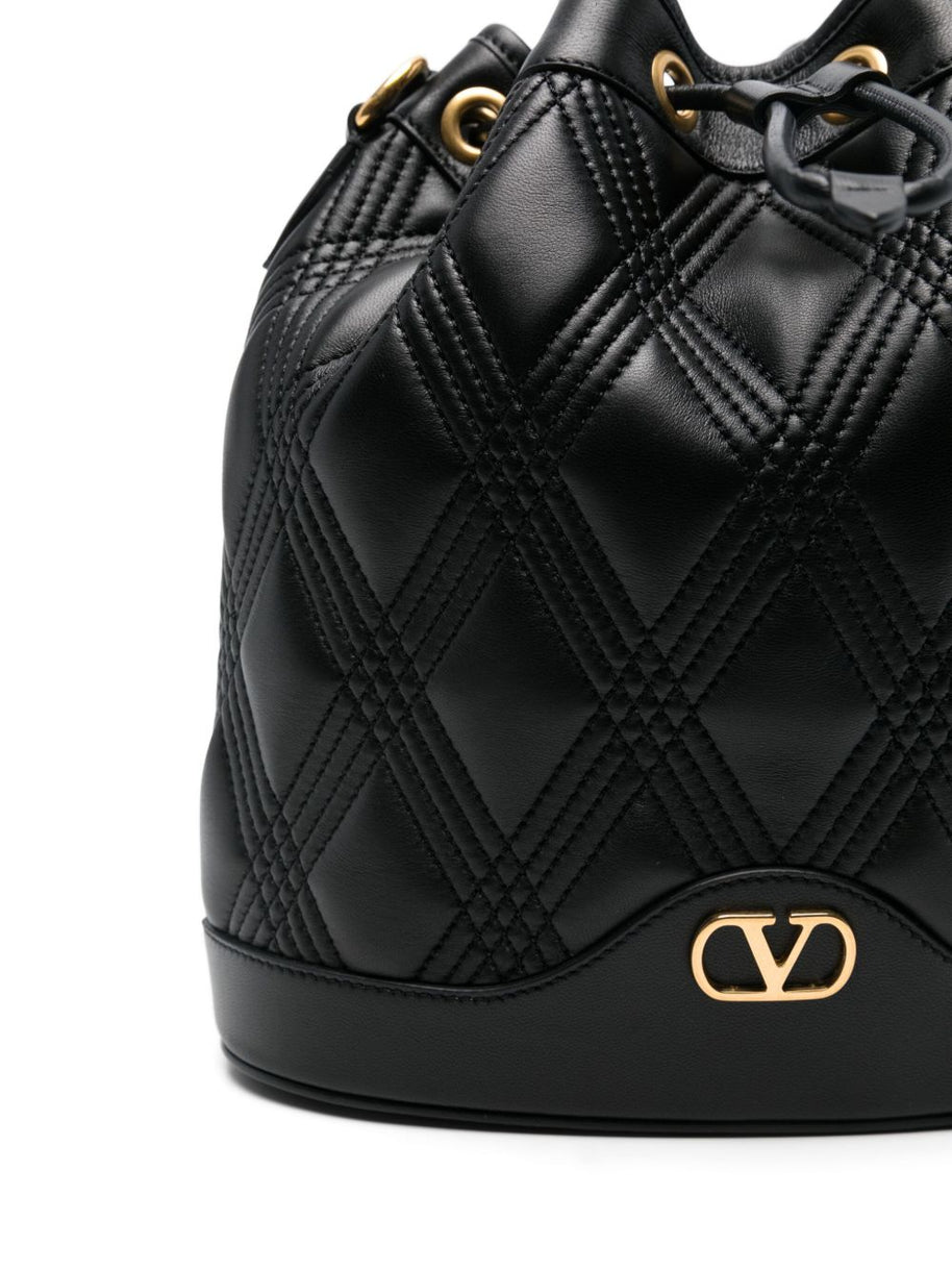 Valentino Garavani Quiltie 67 Leather Bucket Bag - Black