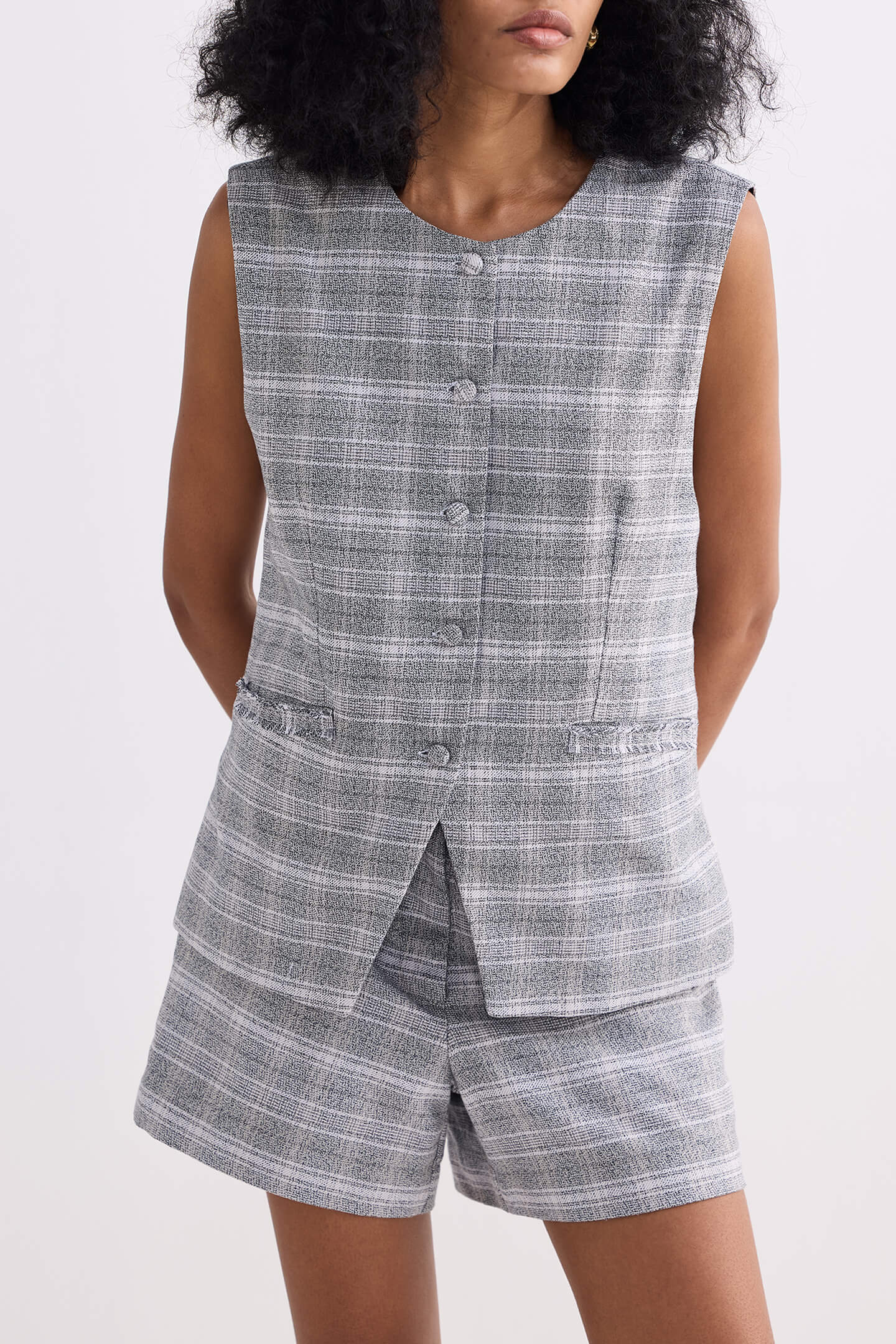 Reistor Cotton Tweed Shorts in Grey