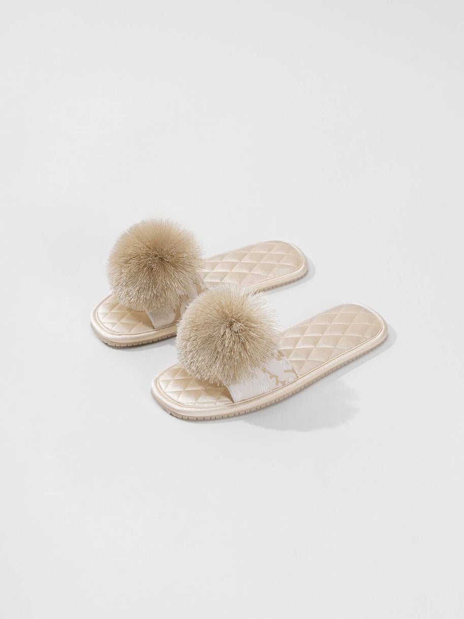 Ulivary Asian-inspired Embroidered Slippers