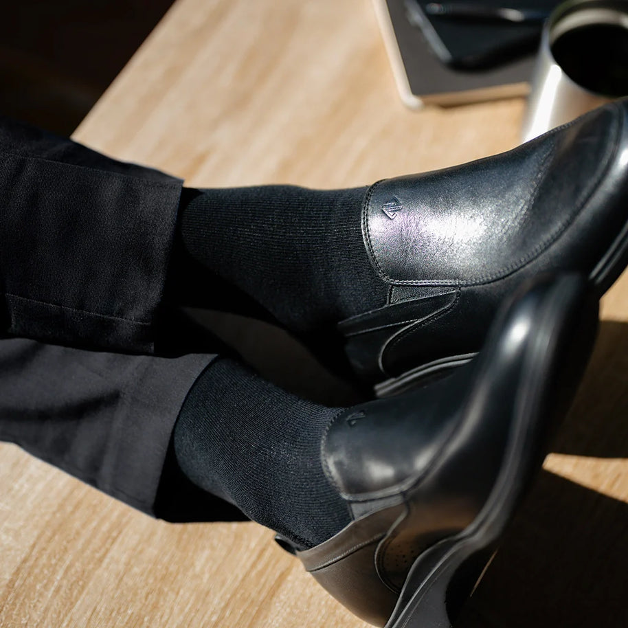 Amberjack Dress Socks (Obsidian)