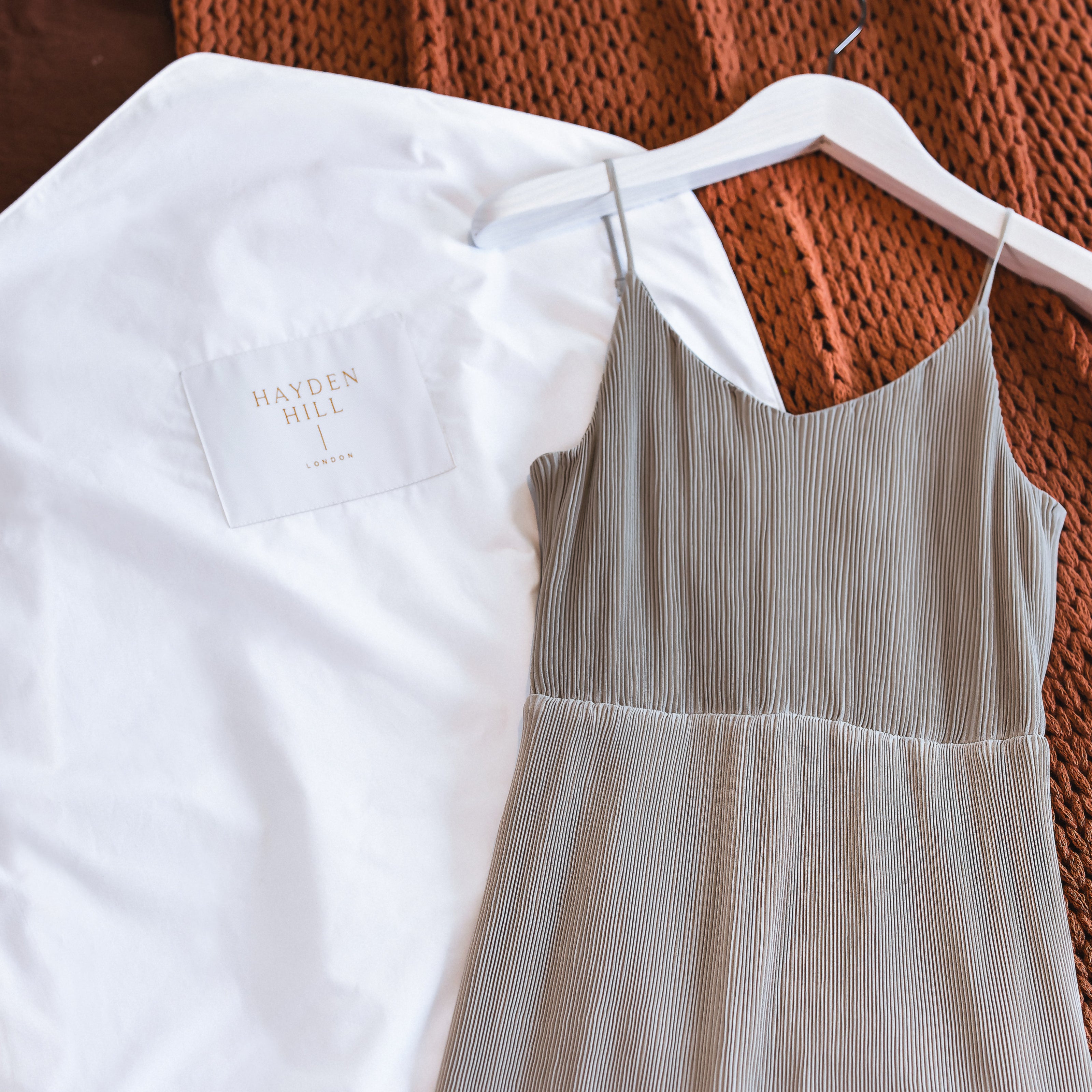 Hayden Hill Long Organic Cotton Hanging Bag