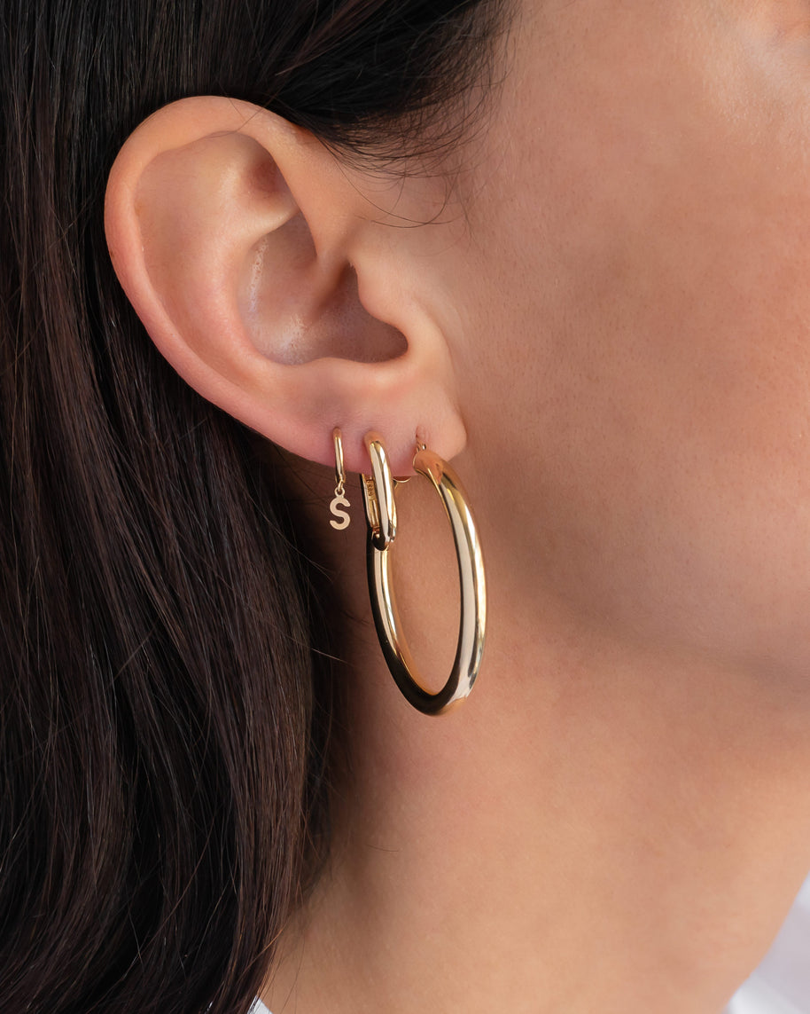 Zoe Lev 14k Gold Thick Oval Hoop Earrings