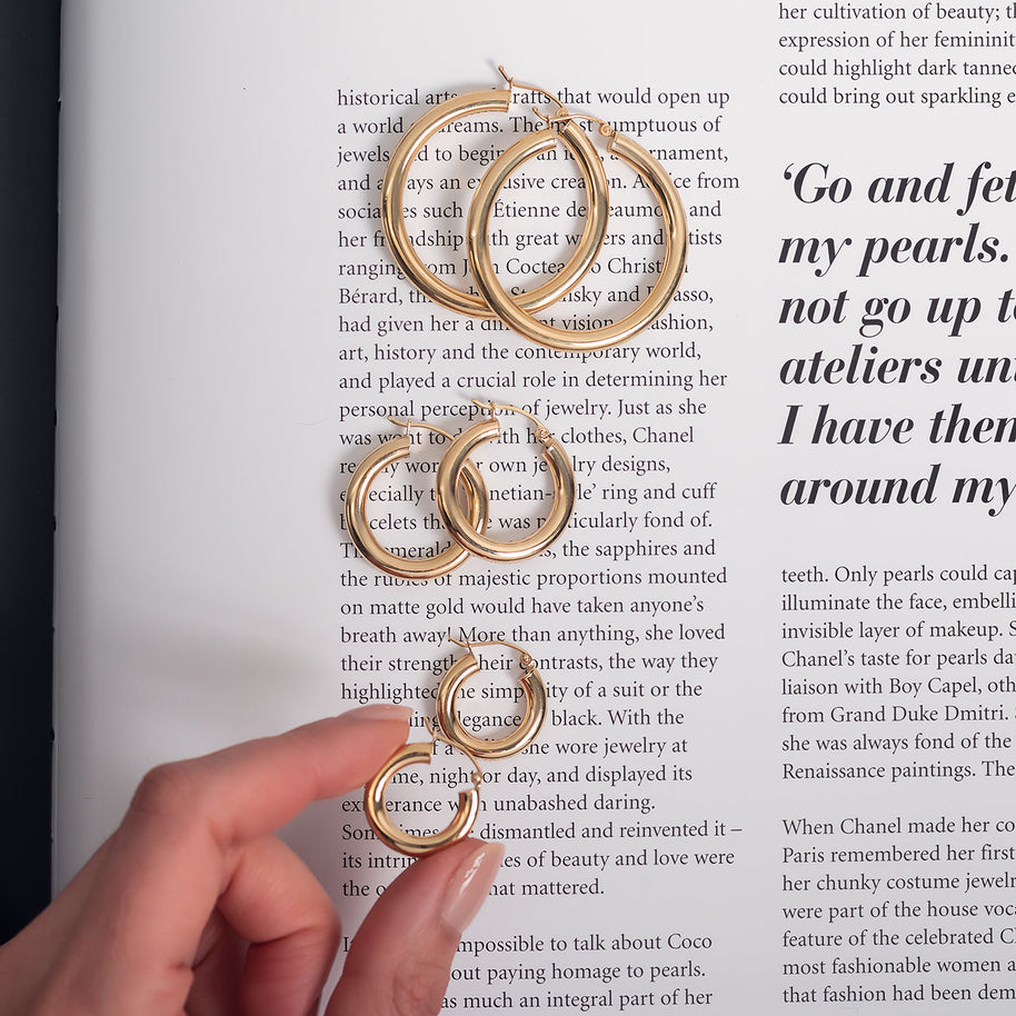 Zoe Lev 14k Gold Small Thick Hoop Earrings