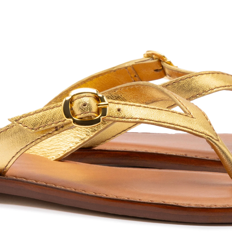 Mary Kate Flat Sandal In Gold Metallic Leather