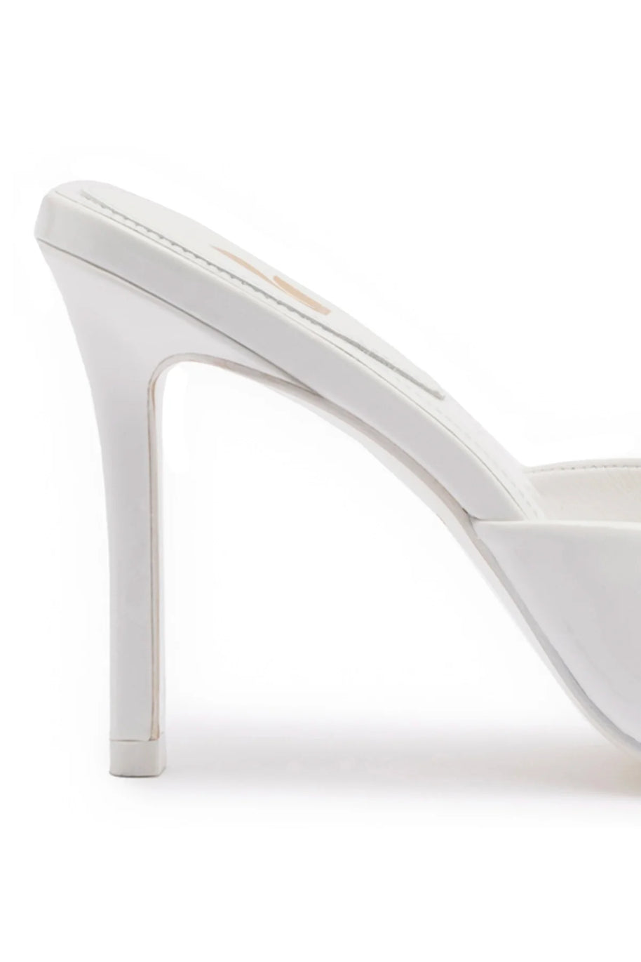 Larroude Jasmine Hi Mule In White Leather