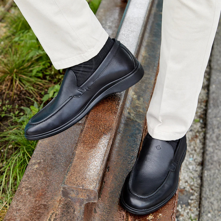 Amberjack The Loafer (Obsidian)