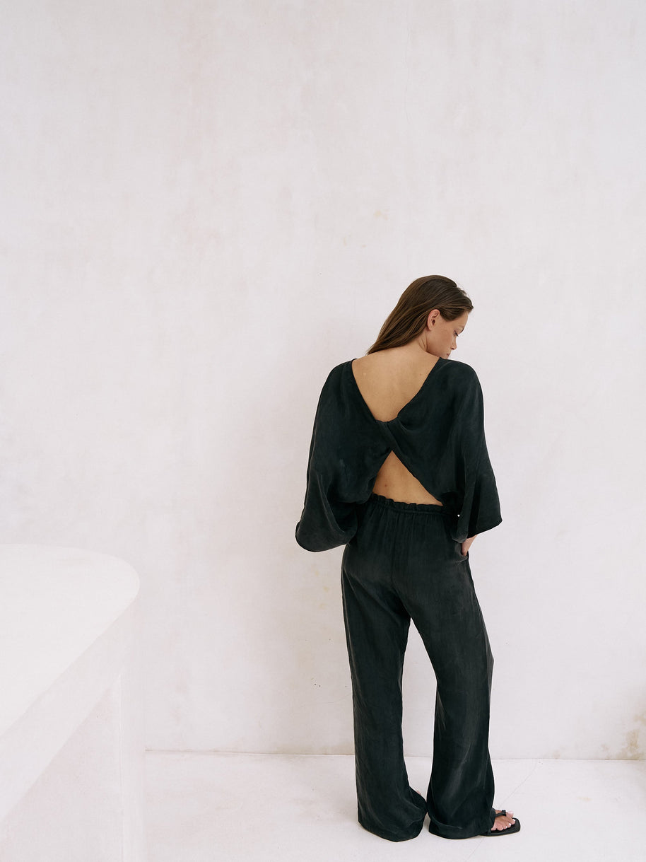 The Handloom Lucid Knot Top - Black
