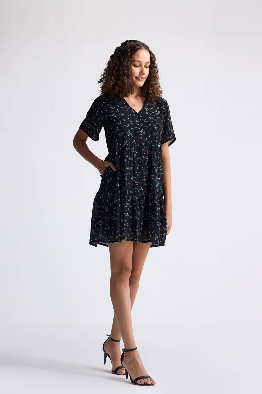 Reistor Floral Short Tiered Dress in Dark Blue