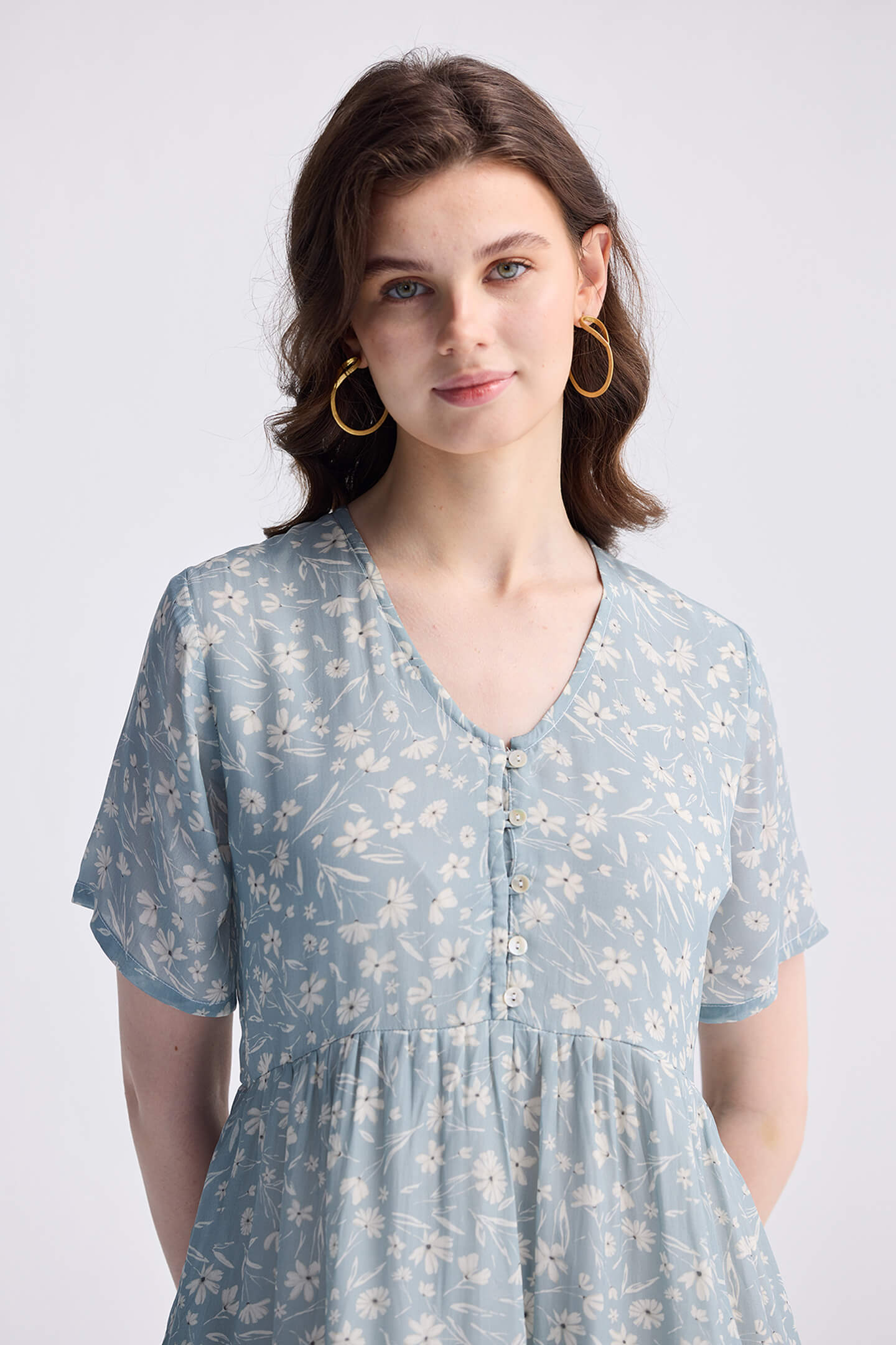 Reistor Floral Short Tiered dress in Light Blue