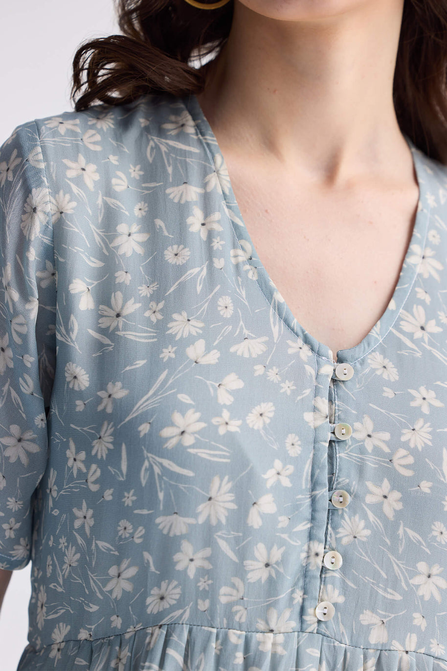 Reistor Floral Short Tiered dress in Light Blue