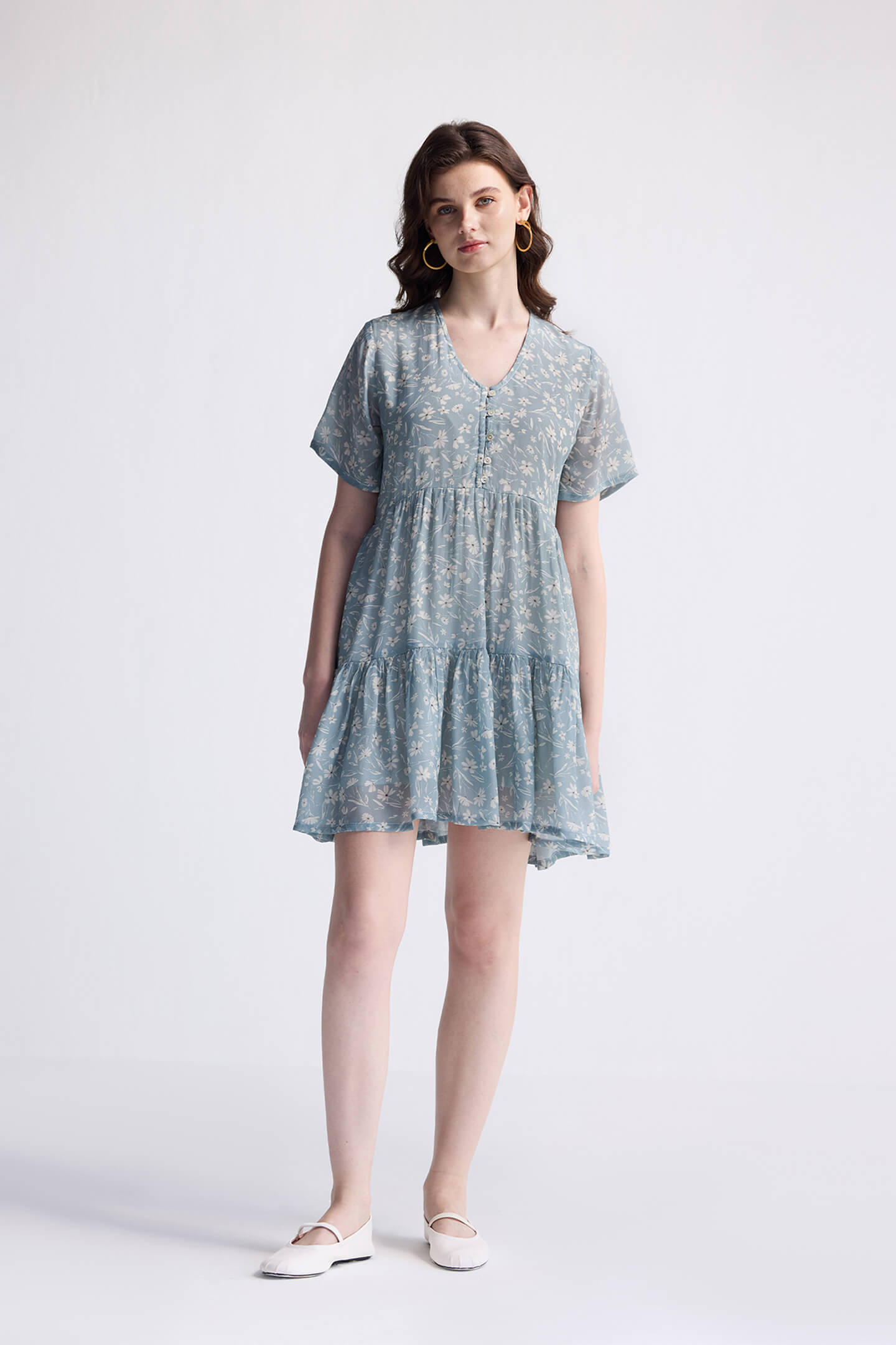 Reistor Floral Short Tiered dress in Light Blue