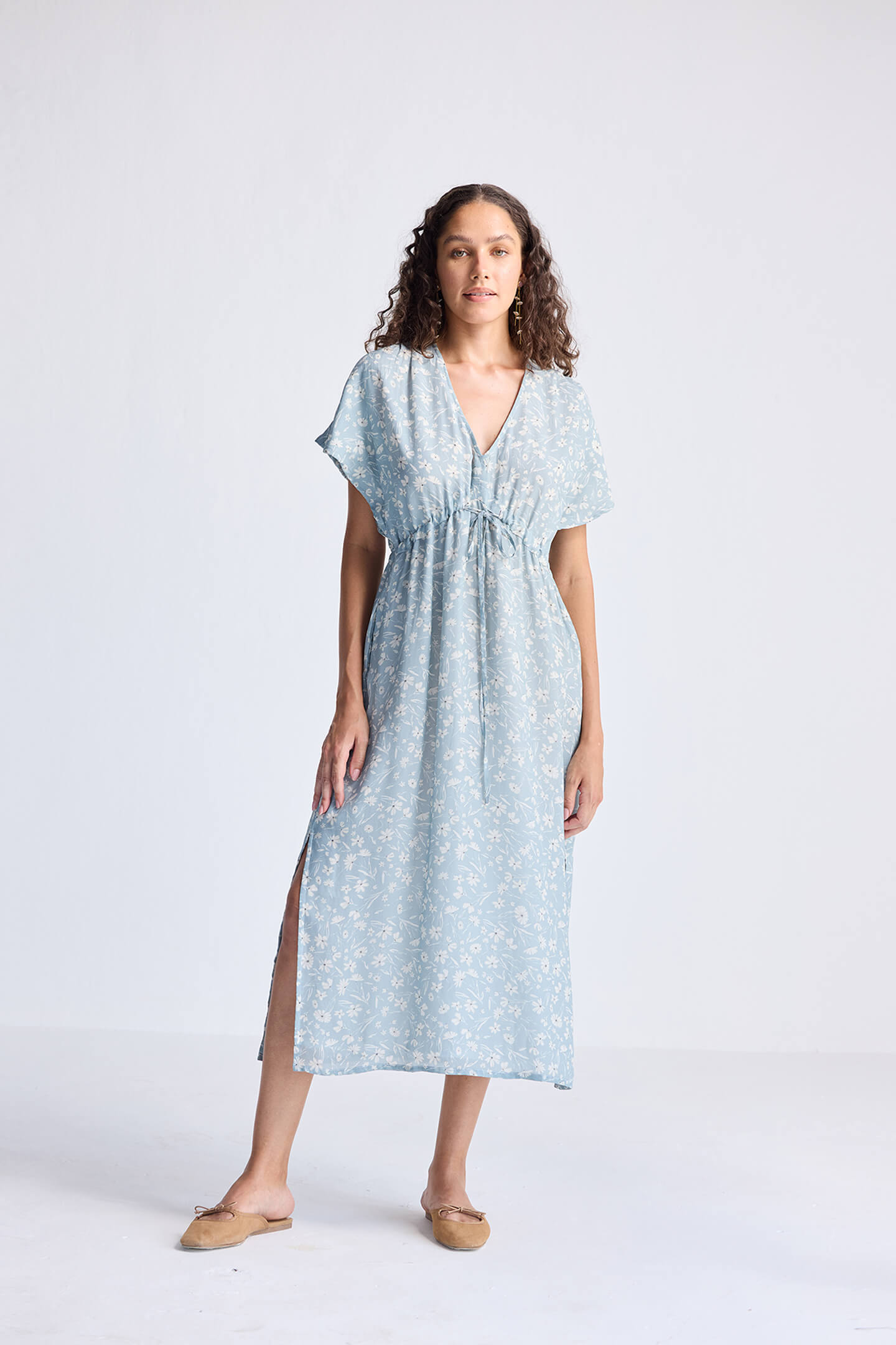 Reistor Gathered Maxi Dress in Light Blue Florals