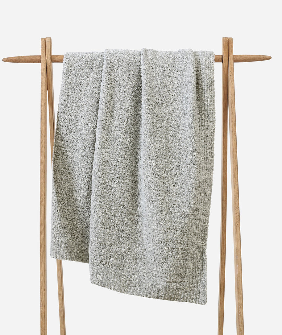 Sunday Citizen Snug Throw Blanket (more Colors)