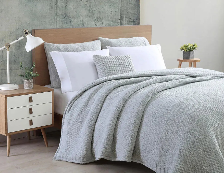 Sunday Citizen Snug Crystal Weighted Blanket (more Colors)