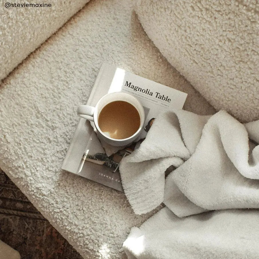 Sunday Citizen Snug Throw Blanket (more Colors)