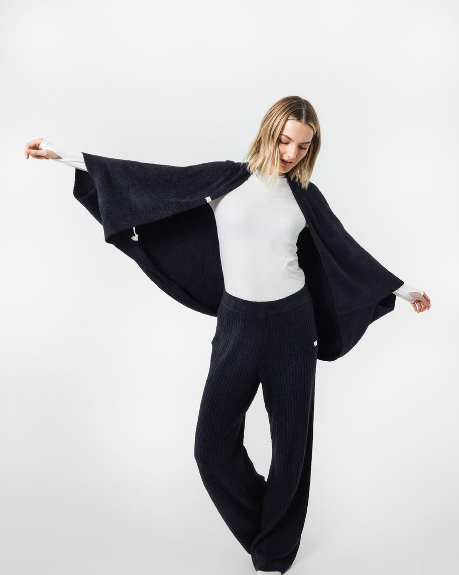 Sunday Citizen Cloud Cool Sleeved Wrap (more colors)
