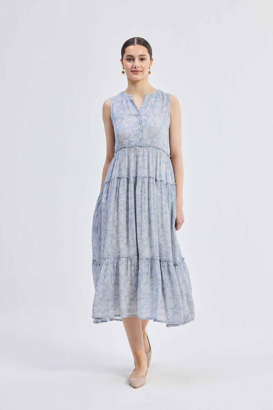 Reistor The Perfect Resort Floral Maxi in Periwinkle Blue