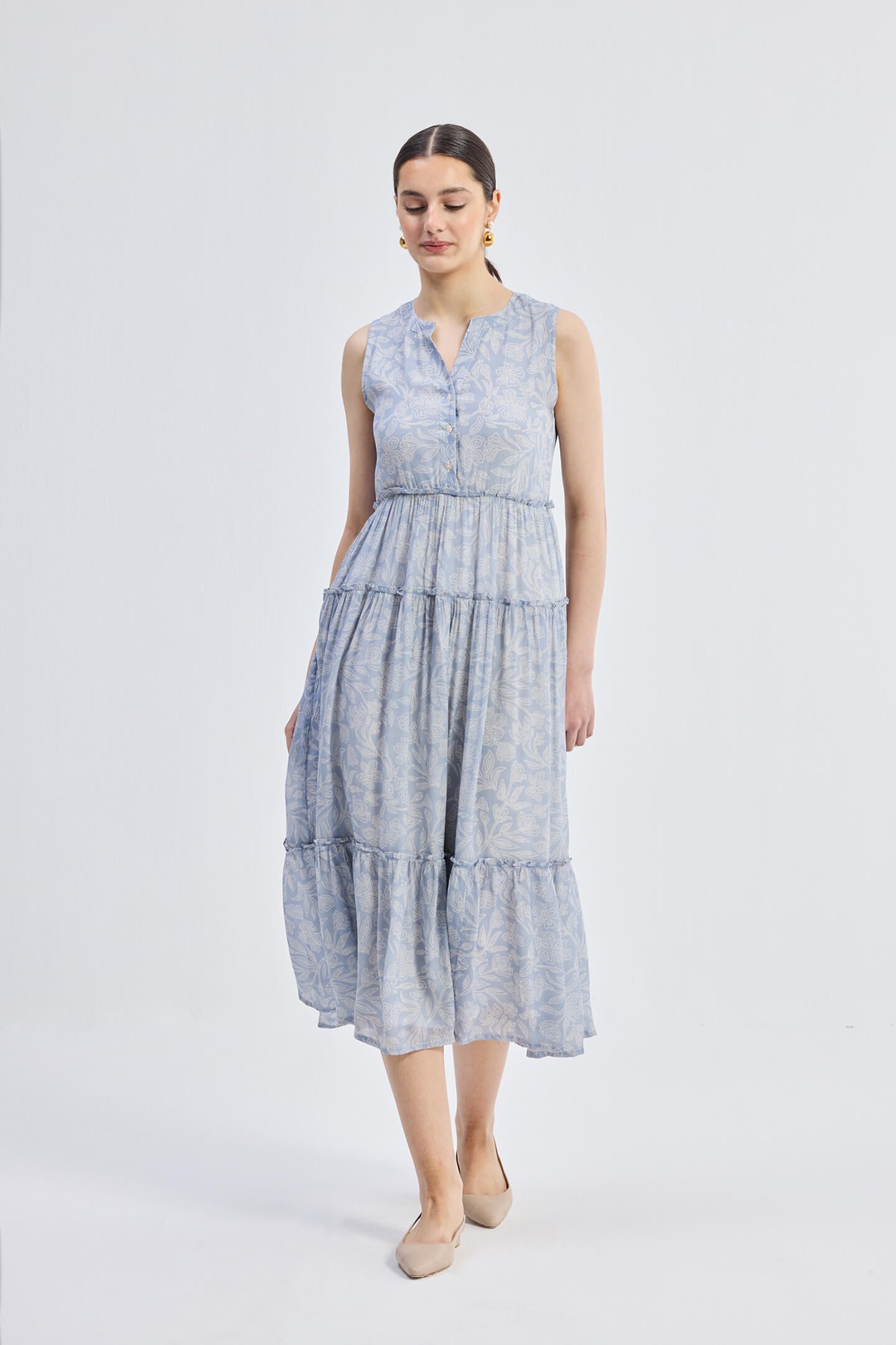 Reistor The Perfect Resort Floral Maxi in Periwinkle Blue