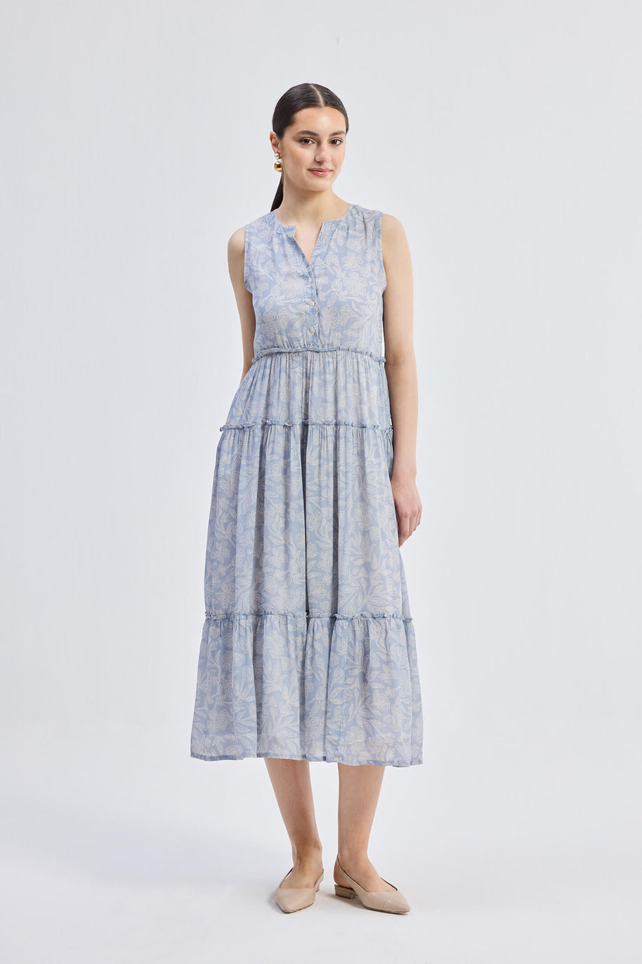 Reistor The Perfect Resort Floral Maxi in Periwinkle Blue