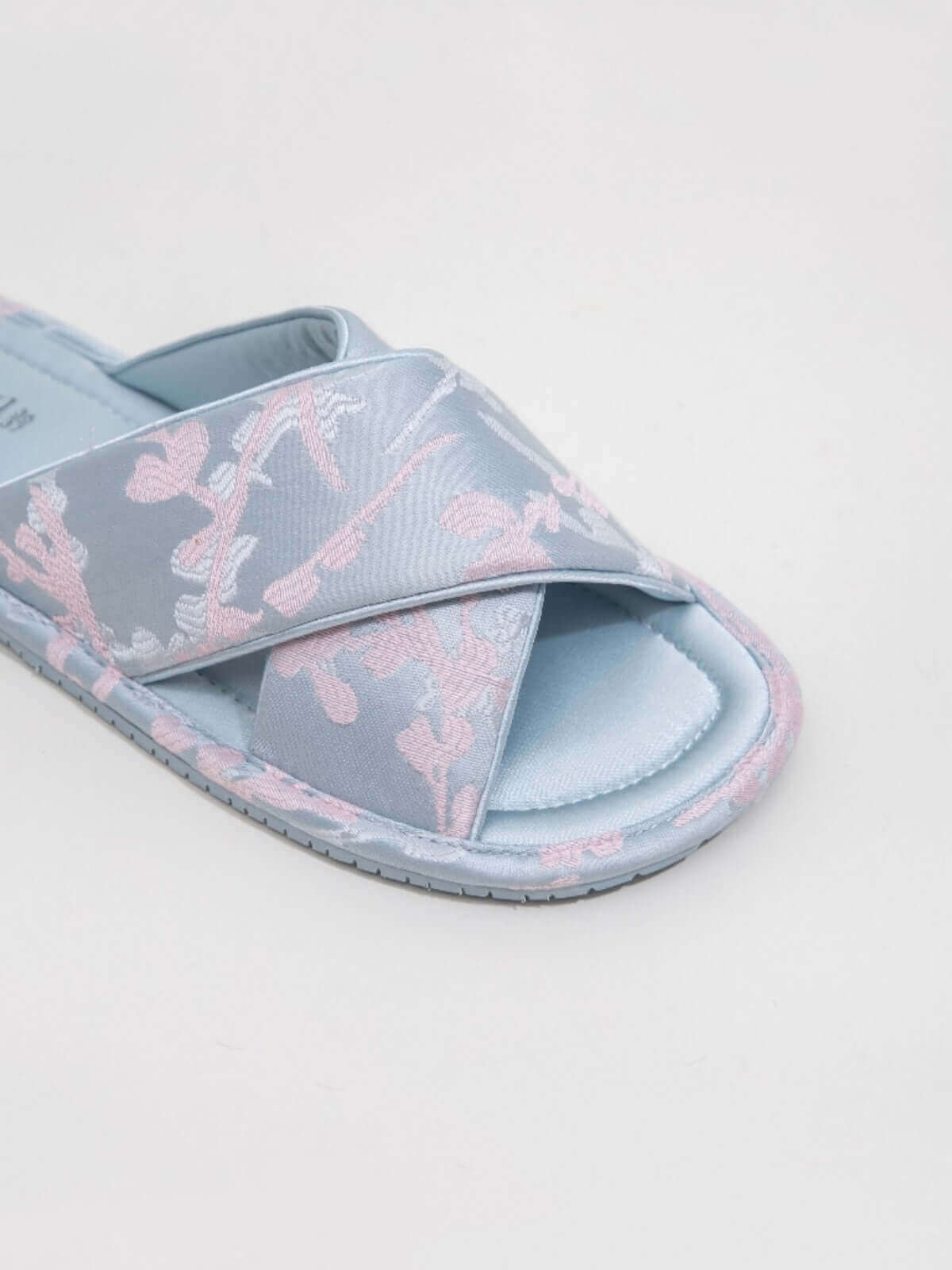 Ulivary Classic Cross-Strap Embroidery Slippers (more colors)