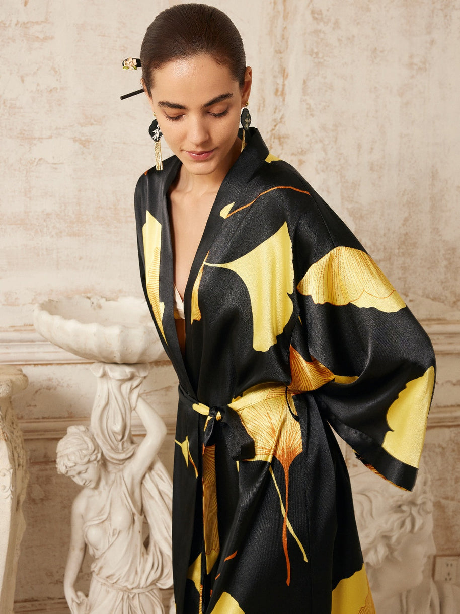 Ulivary Yellow Ginkgo Leaf Print Black Kimono Robe