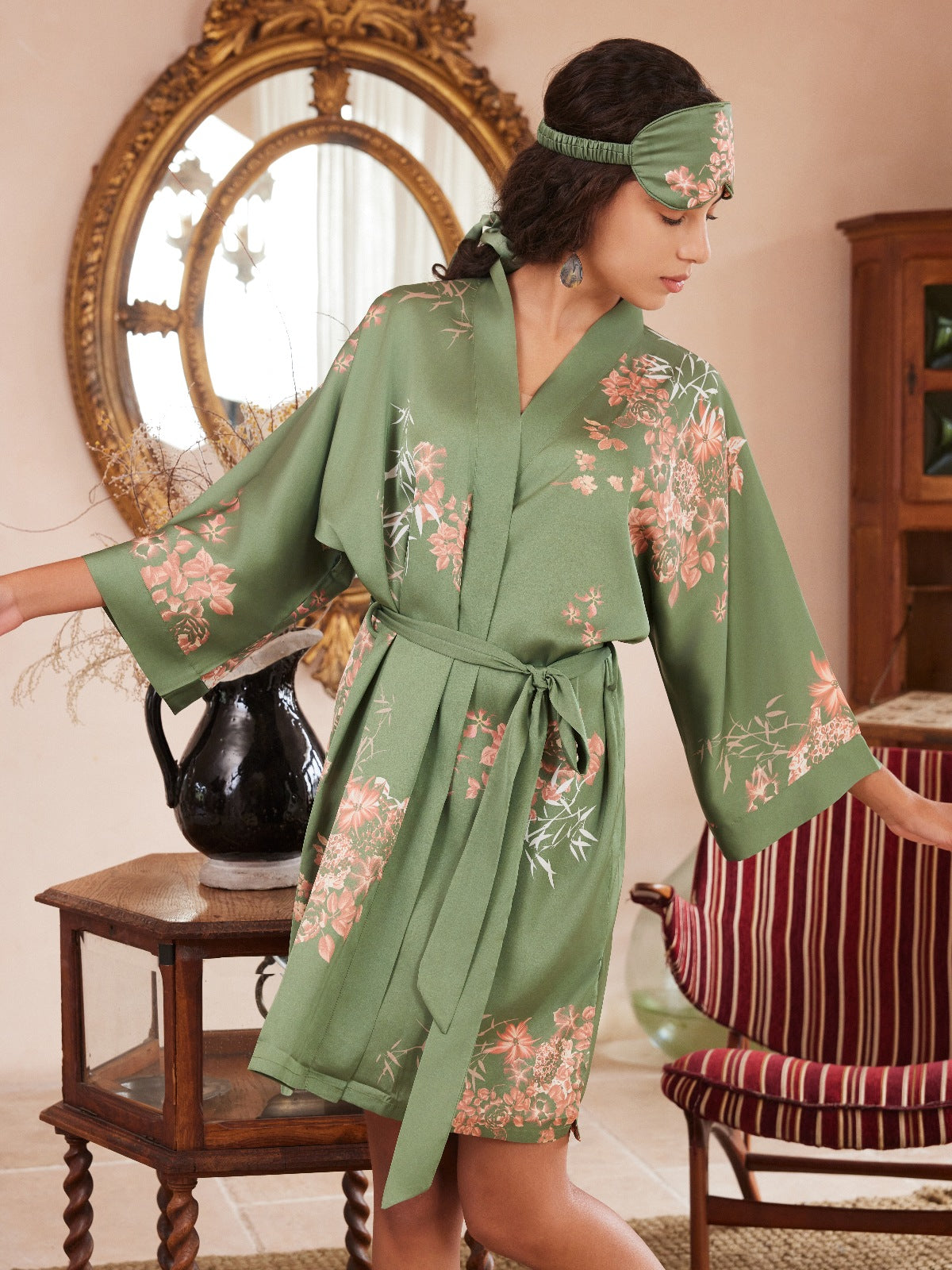 Ulivary Short Kimono Robe Olive