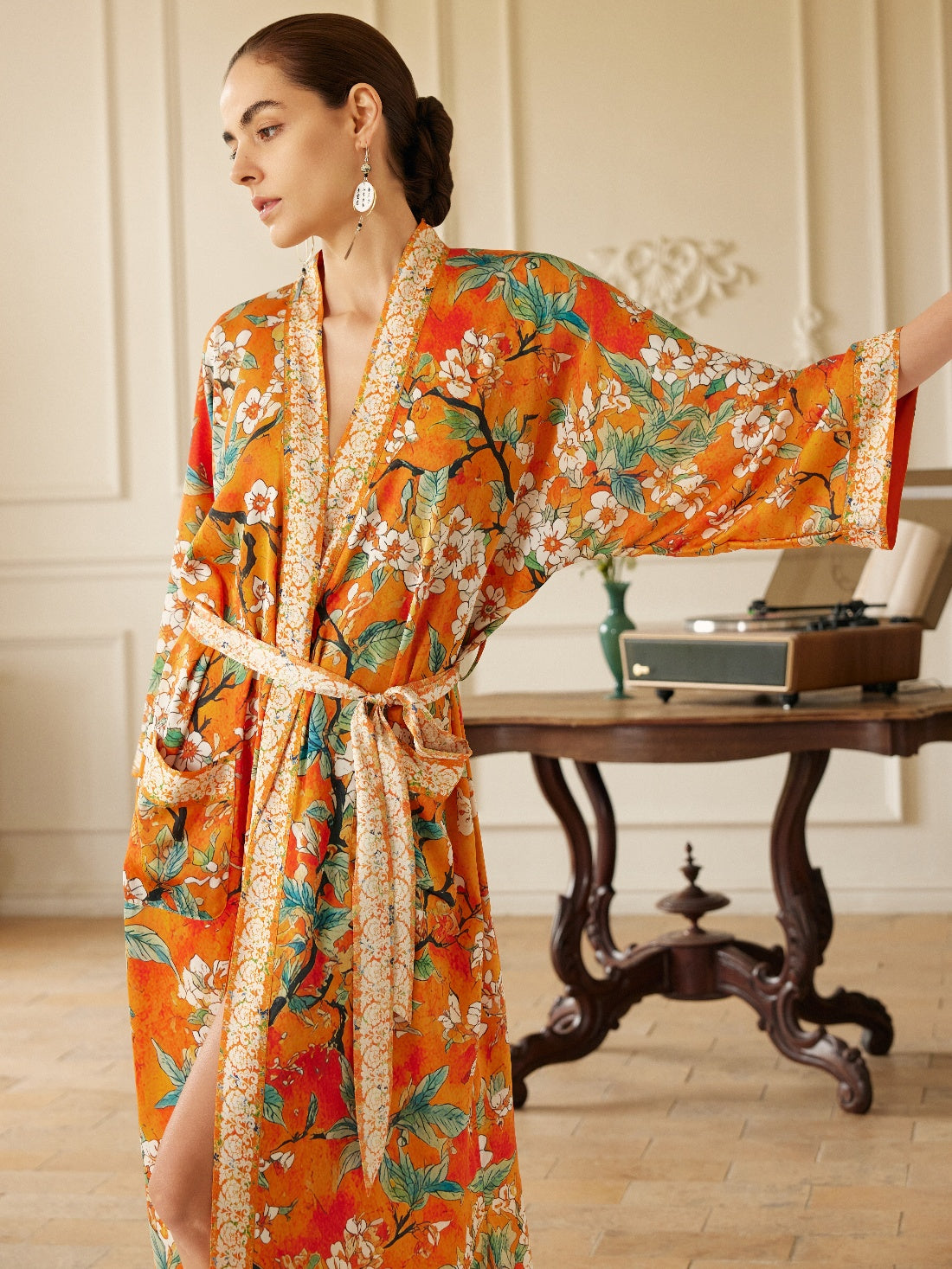 Ulivary Vintage Orange Enamel Camellia Floral Kimono Robe with Pockets