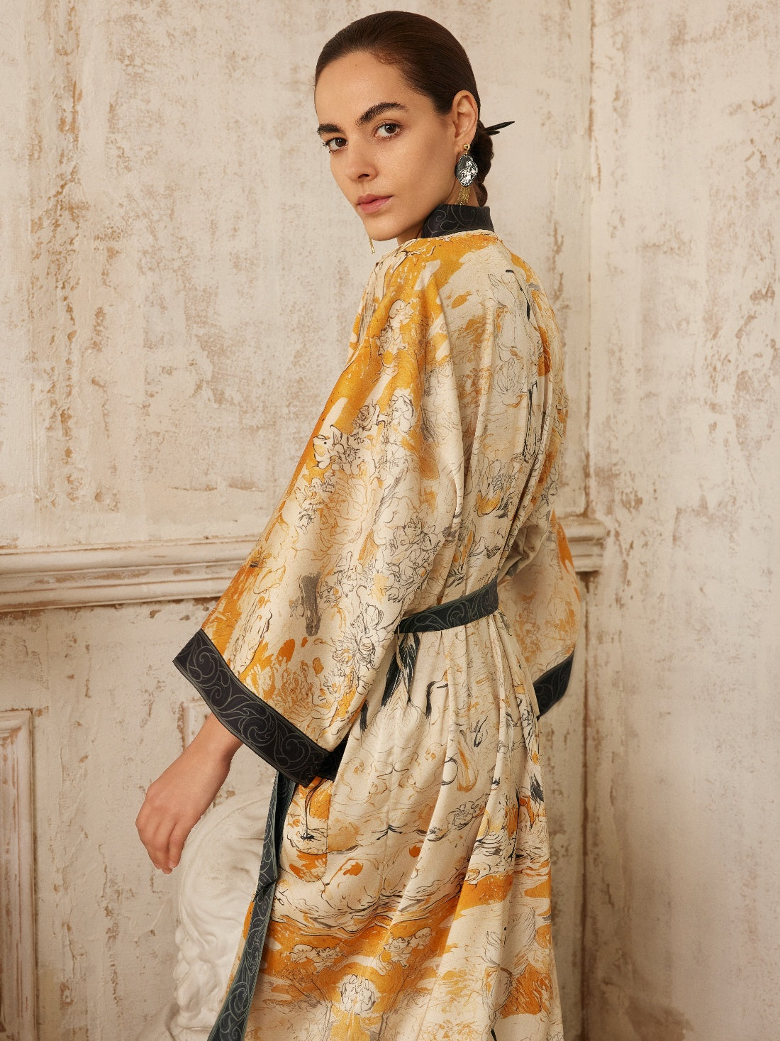 Ulivary Elegant Yellow Crane & Lotus Kimono Robe With Pockets