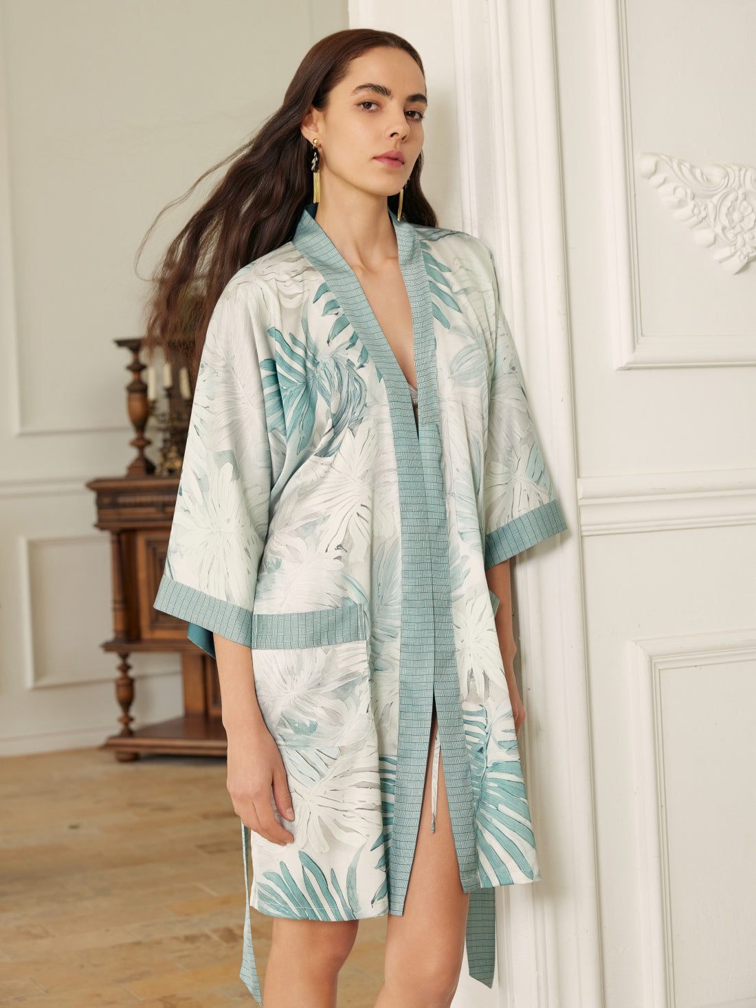 Ulivary Tropical Palm Leaf Short Robe with Pockets