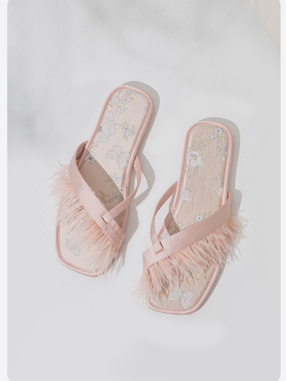 Ulivary Elegant Summer Toe Ring Slippers (more colors)