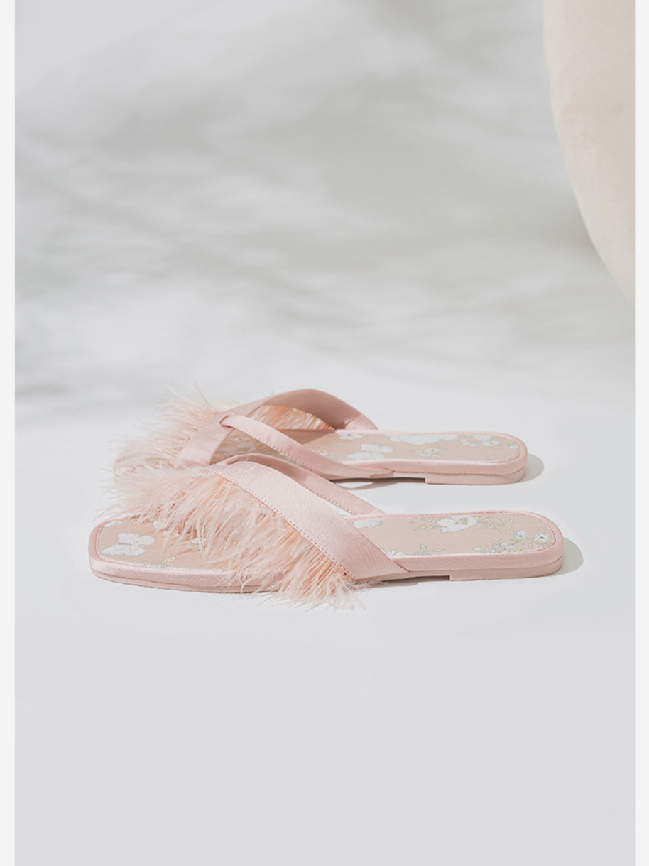 Ulivary Elegant Summer Toe Ring Slippers (more colors)