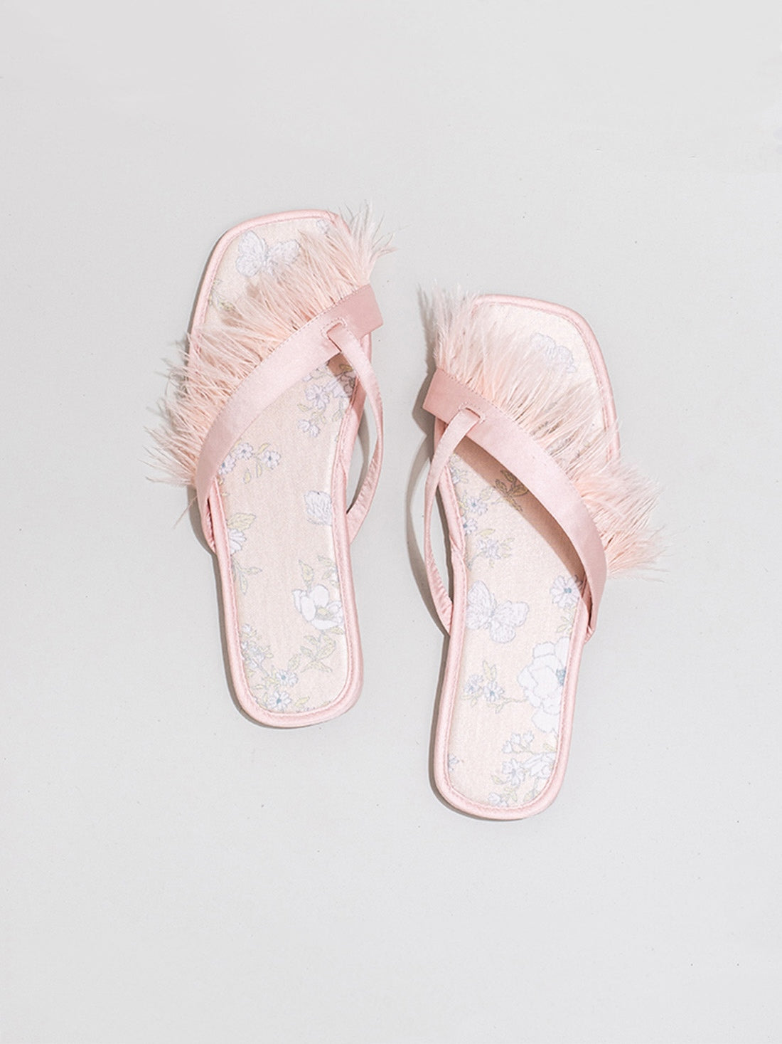 Ulivary Elegant Summer Toe Ring Slippers (more colors)