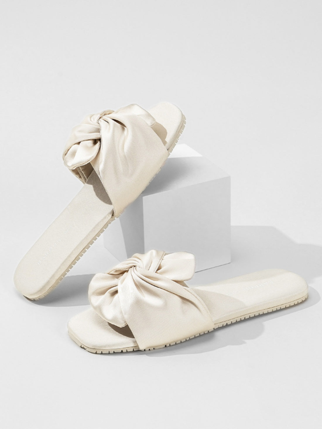 Ulivary Silky Satin Bow Slippers (more colors)