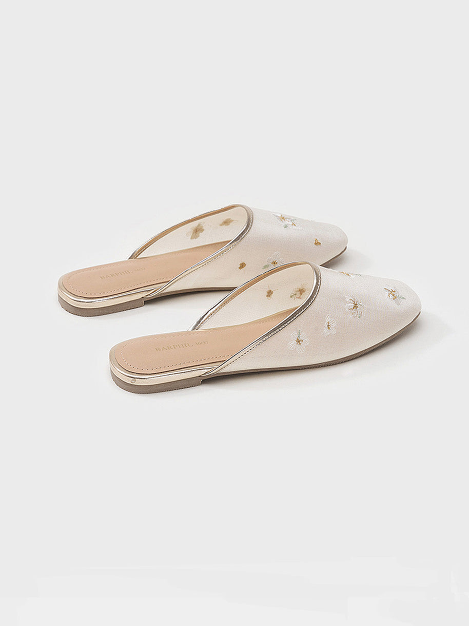 Ulivary Oriental-Floral Mesh Closed-Toe Slippers