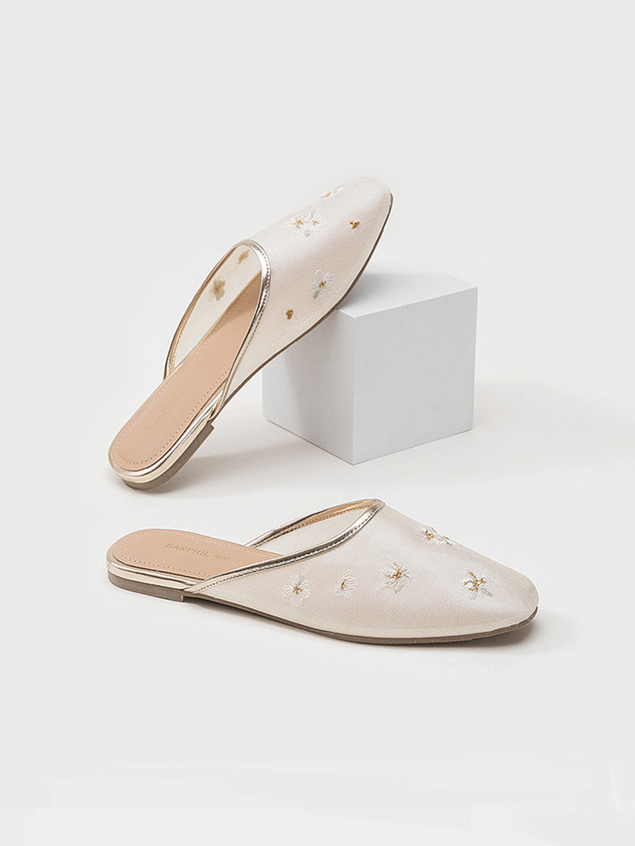 Ulivary Oriental-Floral Mesh Closed-Toe Slippers