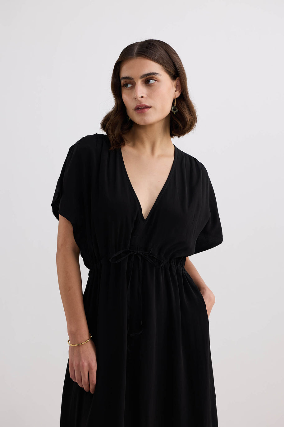 Reistor V-neck Gathered Maxi Dress in Black
