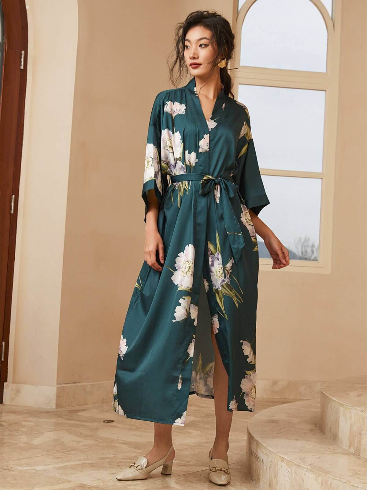 Ulivary Blooming Anemone Kimono Robe
