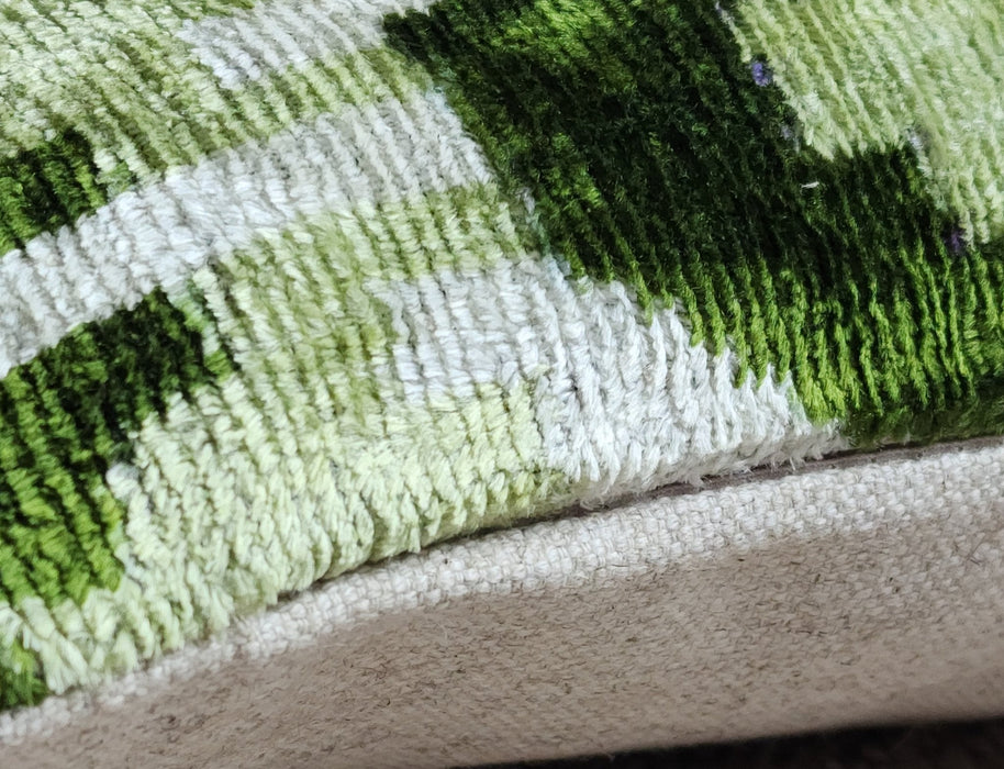 Canvello Handmade Green Geometric Silk Velvet Ikat Pillow - 11