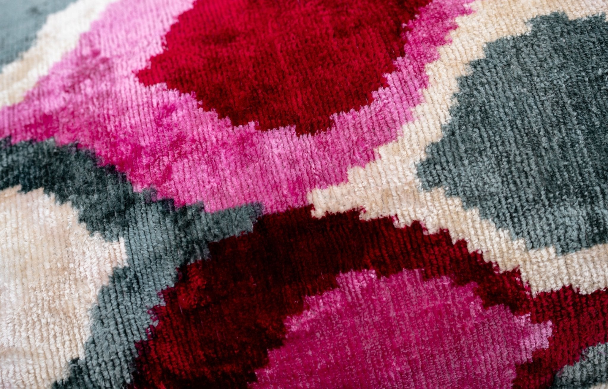 Canvello Handmade Luxury Decorative Pillow Cover & Premium Down Feather Insert Soft Velvet Silk Throw Cushion Gray Pink Ivory 16x24 In