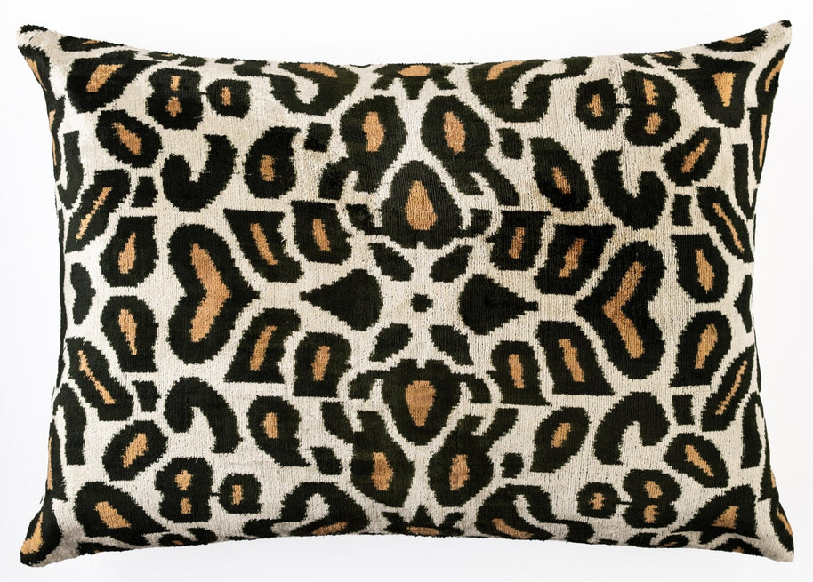 Canvello Luxurious 16x24 Handmade Velvet Silk Pillow With Premium Down Feather Insert - Tiger Print Design