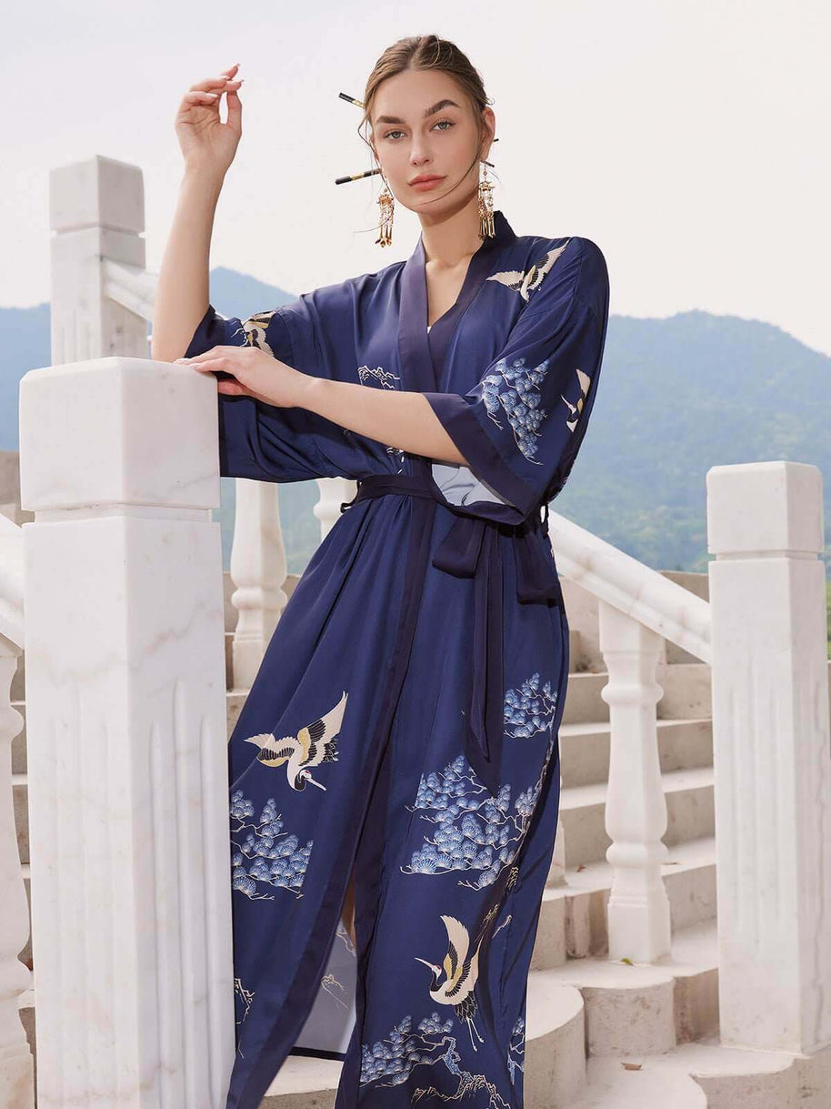 Ulivary Mountain Crane Kimono Robe