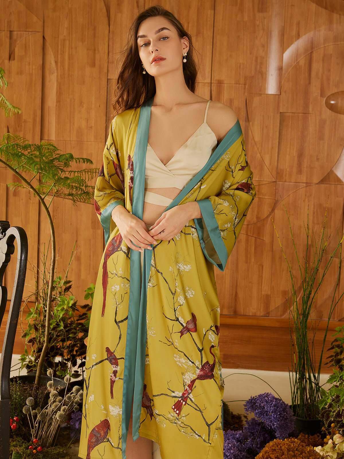 Ulivary Perched Bird Kimono Robe