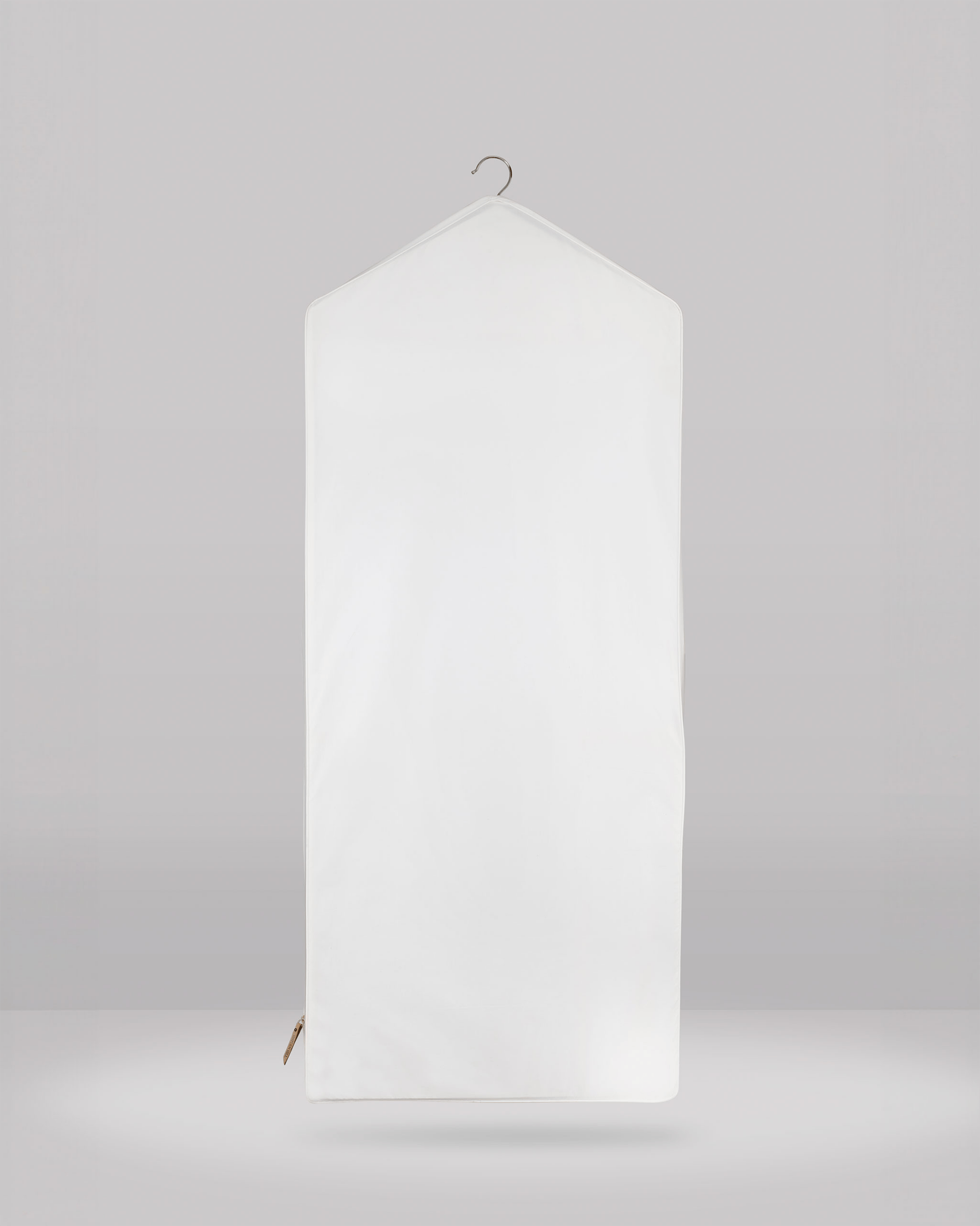 Hayden Hill Long Organic Cotton Hanging Bag